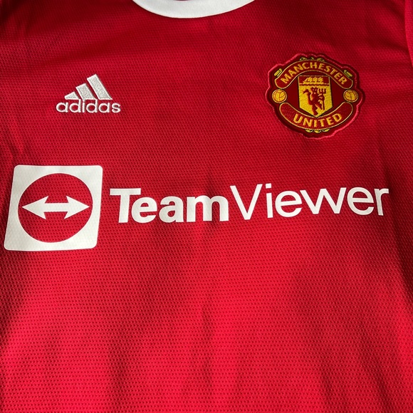 Adidas Manchester United Home Jersey 2021/22 - Picture 2 of 4